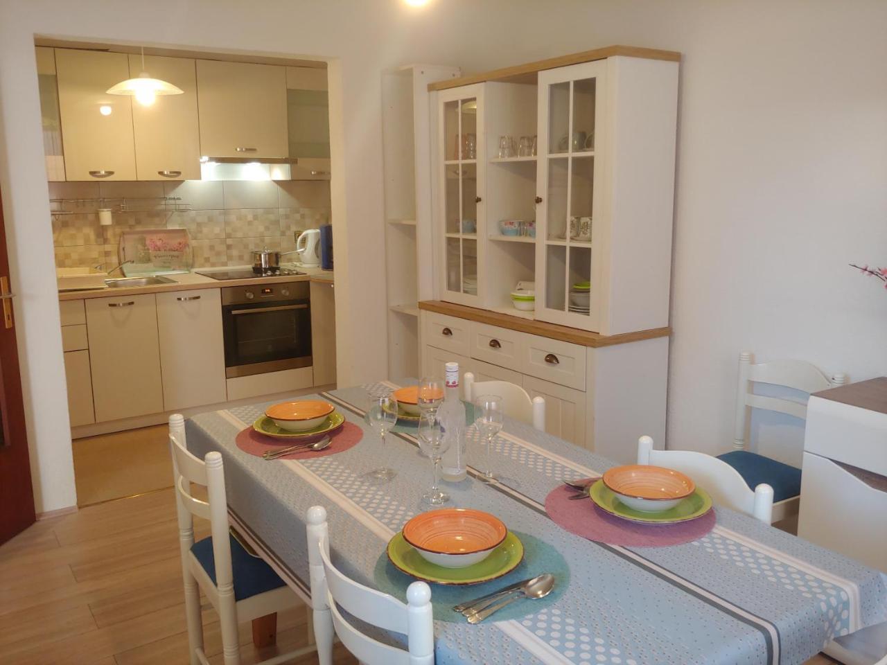 Family Apartments Ankica ツリクヴェニツァ エクステリア 写真